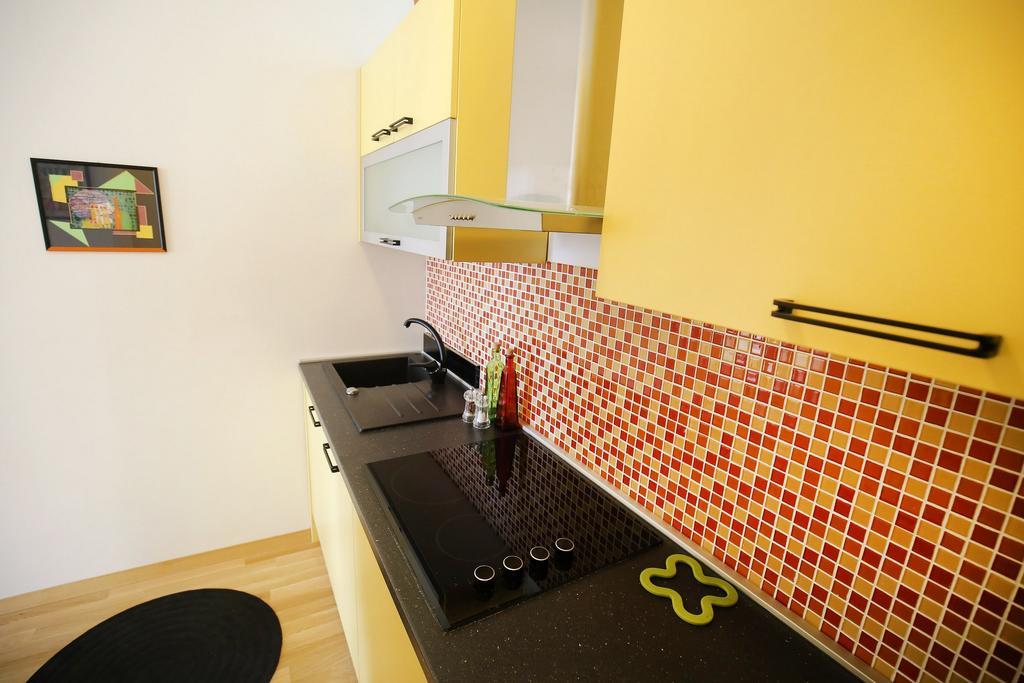 Apartments Feel Center 자다르 객실 사진