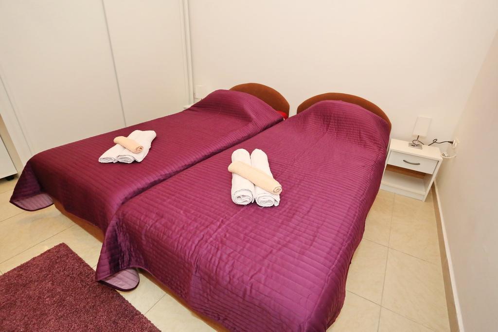 Apartments Feel Center 자다르 객실 사진
